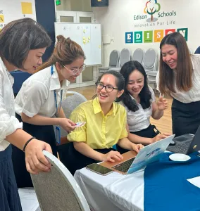 Accordion content media