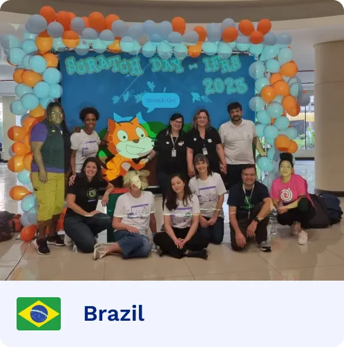 Group of people at scratch day brazil